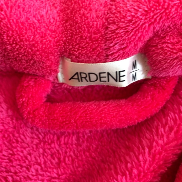 Fuzzy hot pink housecoat - Picture 2 of 3